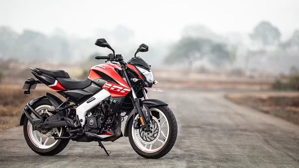Bajaj Pulsar NS200 dfg